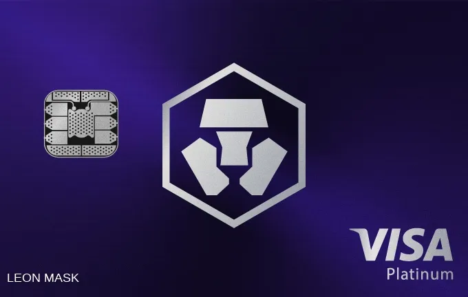 Carte physique Royal Indigo de Crypto.com, vue de face